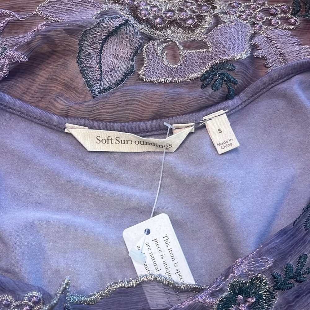 Dress - Picture 5 of 8